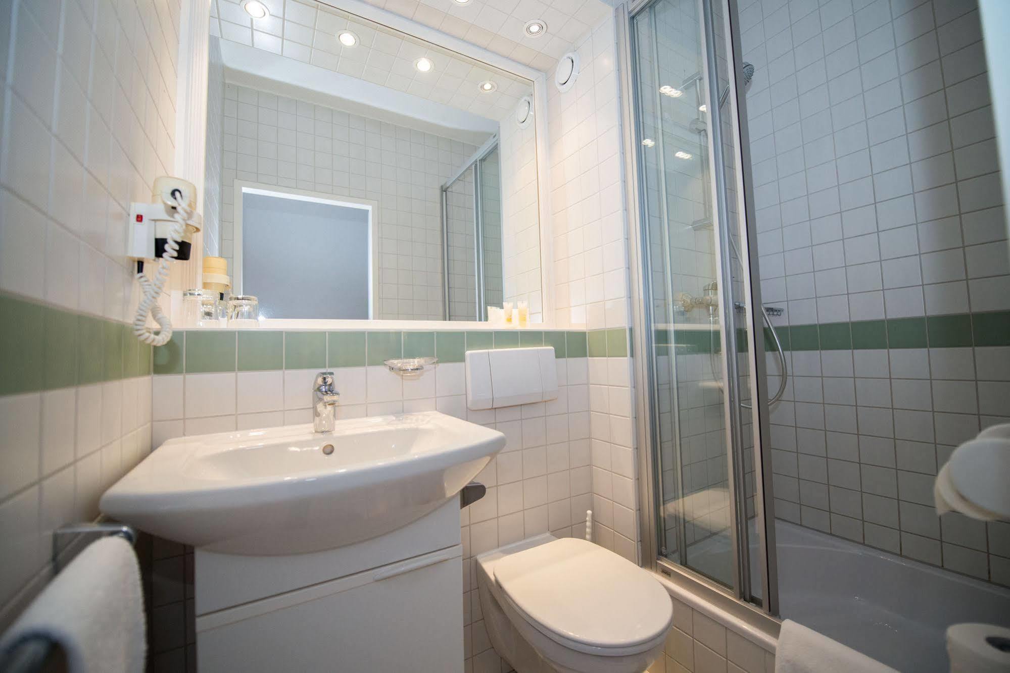 Parkhotel Styria Steyr Bagian luar foto